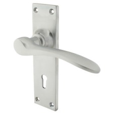 Hampstead Satin Chrome Keyhole Lock Door Handle - Buckingham Range - 152 x 41mm