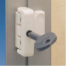 Yale 8K106 Metal Window Lock - White - Pack of 2 with 1 Key