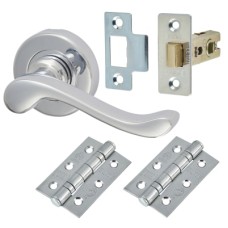 Heritage Brass by M Marcus Bedford Latch Door Handle on Rose Kit - Polished Chrome