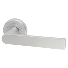 Serozzetta by Carlisle Brass Satin Chrome Door Handles on Round Rose - Edge Range 