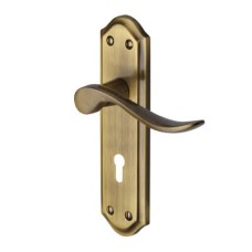 Heritage Brass by M Marcus Antique Brass Keyhole Lock Door Handle - Sandown Range - 180 x 48mm
