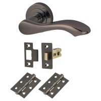 Exel Scarlett Latch Door Handle on Rose ...
