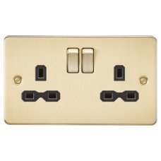 Knightsbridge 13A 2 Gang Switched Socket with Twin Earths - Brushed Brass with Black Insert