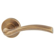 Jigtech Antique Brass Door Handles on Round Rose - Solar Range 