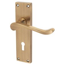Exel Antique Brass Victorian Scroll Keyhole Lock Door Handle - 155 x 42mm Exel Antique Brass Victorian Scroll Keyhole Lock Door Handle - 155 x 42mm