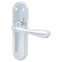 Hampstead Polished Chrome Latch Door Han...