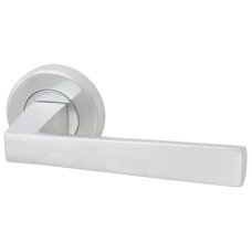 M Marcus Satin Chrome Door Handles on Round Rose - Siloh Range 