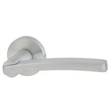 Jigtech Satin Chrome Door Handles on Round Rose - Condor Range 