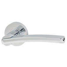 Jigtech Polished Chrome Door Handles on Round Rose - Condor Range 