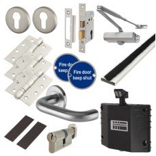 Light Duty Euro Lock Door Handle on Rose Fire Door Kit & Dorgard Holder - Power Size 3 - Silver