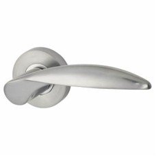 Jigtech Satin Chrome Door Handles on Round Rose - Cresta Range Jigtech Satin Chrome Door Handles on Round Rose - Cresta Range
