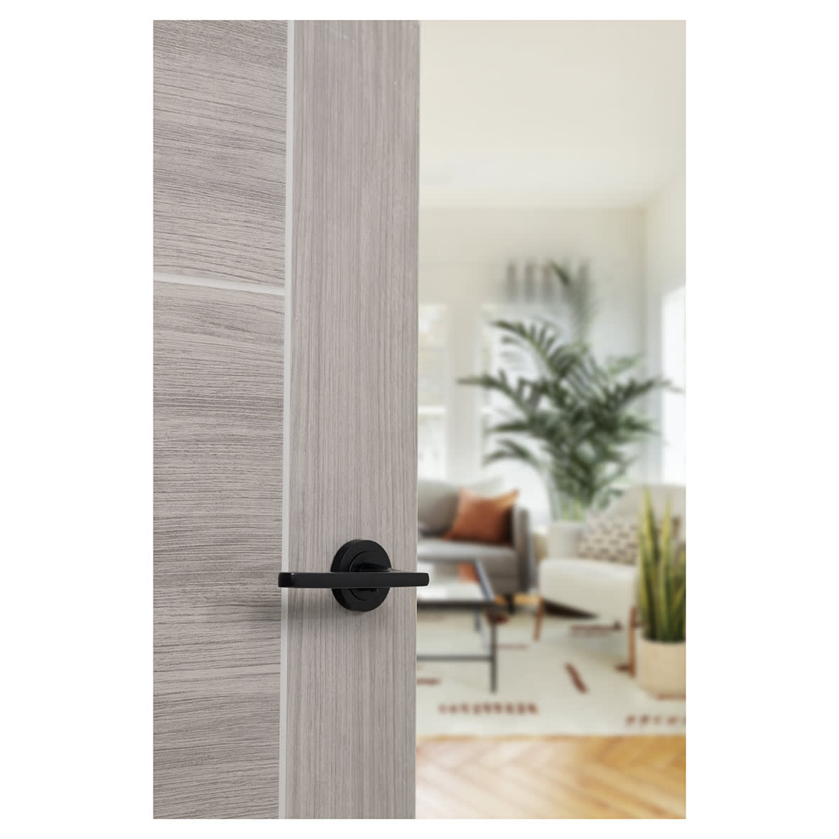 Status Alaska Door Handle on Rose - Matt Black - view 3