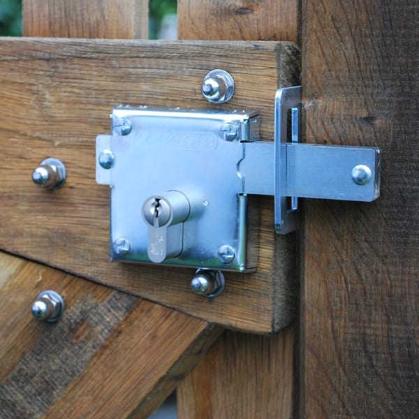 Locking Long Throw Gate Lock - 24mm Gate Thickness - 304 Stainless Steel - view 3