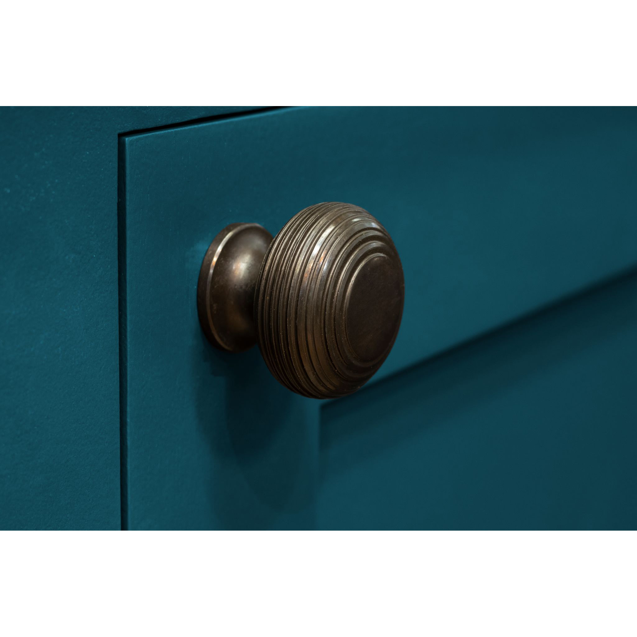 Beehive Round Cabinet Knob - 40mm Diameter - Aged Bronze - view 2