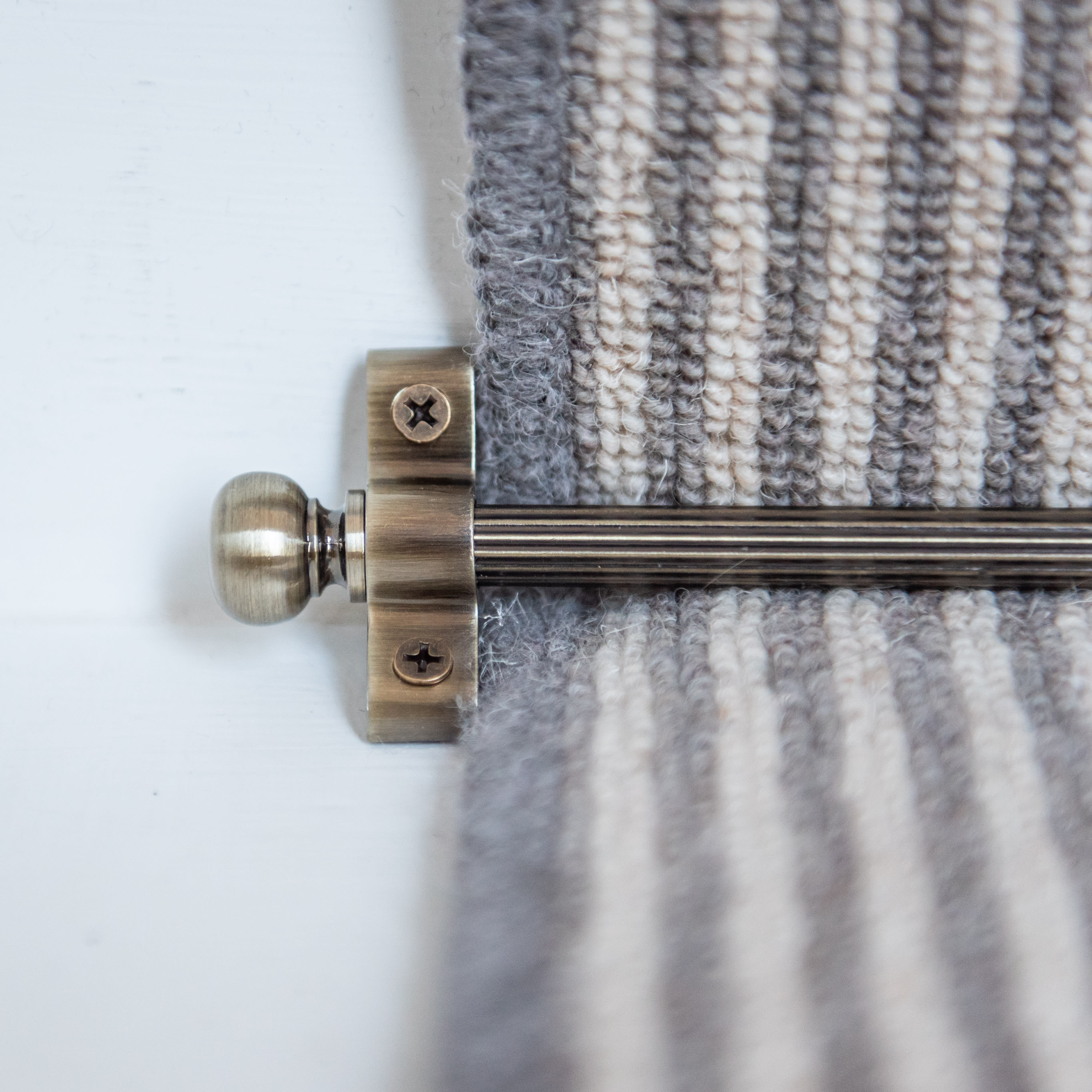 Lines Stair Rod with Round Bulb Finials - 900mm Length - Antique Brass - view 5