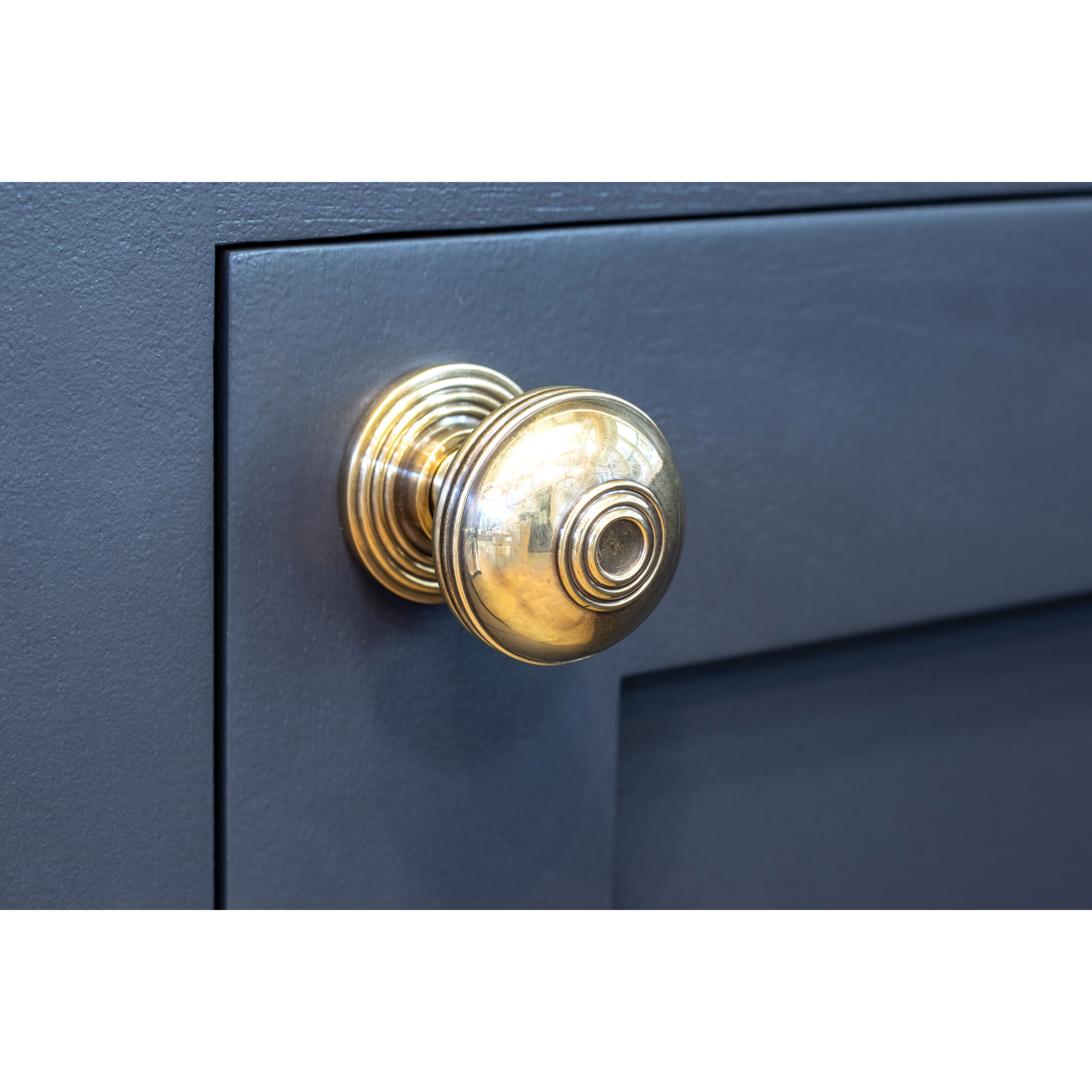 Prestbury Round Cabinet Knob - 38mm Diameter - Antique Brass - view 2