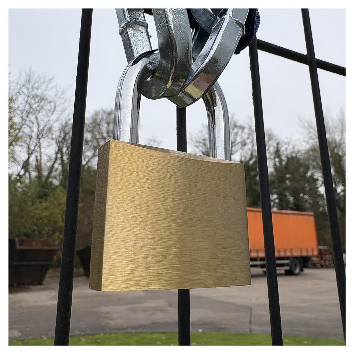 Watchman by Squire Solid Brass Padlock - 50mm Body - 30 x 28mm Shackle - Keyed to Differ - view 5
