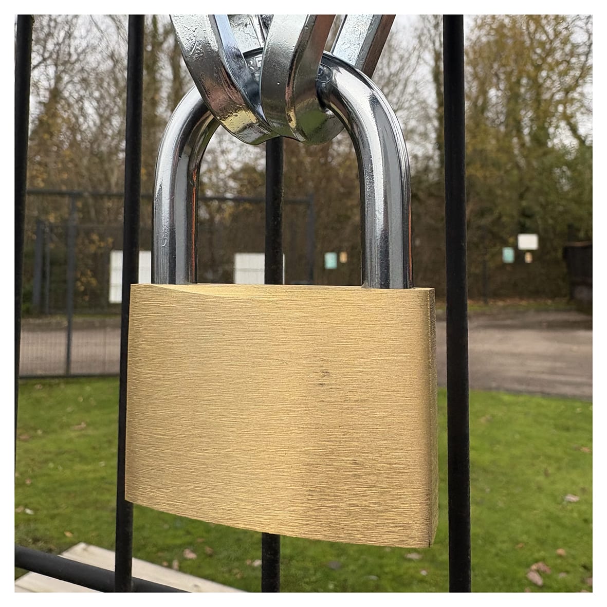 Watchman by Squire Solid Brass Padlock - 60mm Body - 32 x 36mm Shackle - Keyed to Differ - view 5