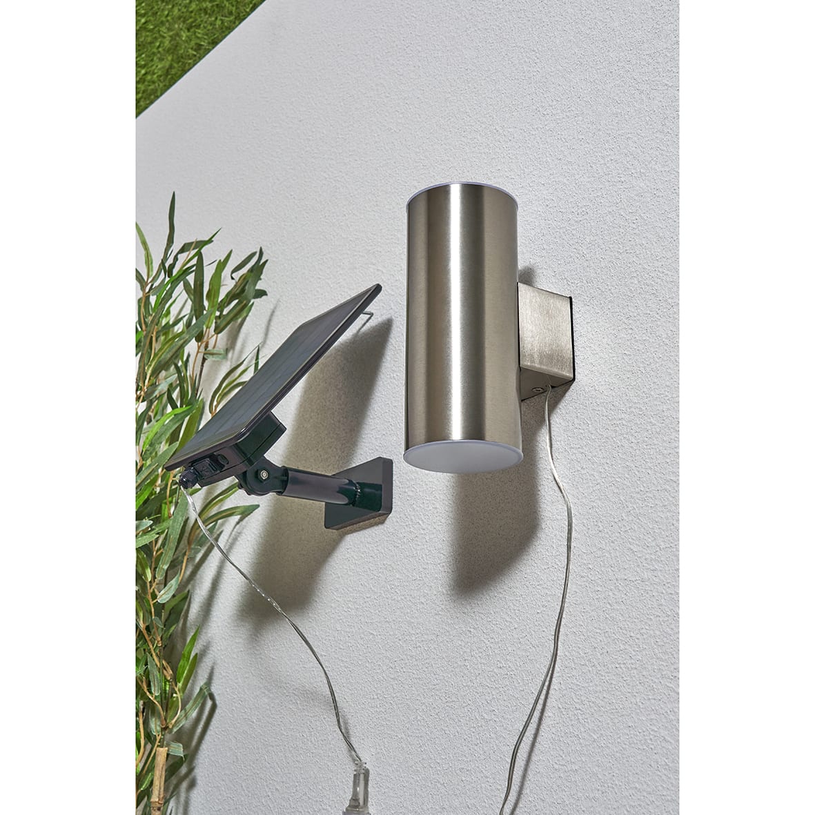 Forum Zink Eldon 2W LED Solar Outdoor Up & Down Wall Light - IP44 - 3000K - Stainless Steel - view 3