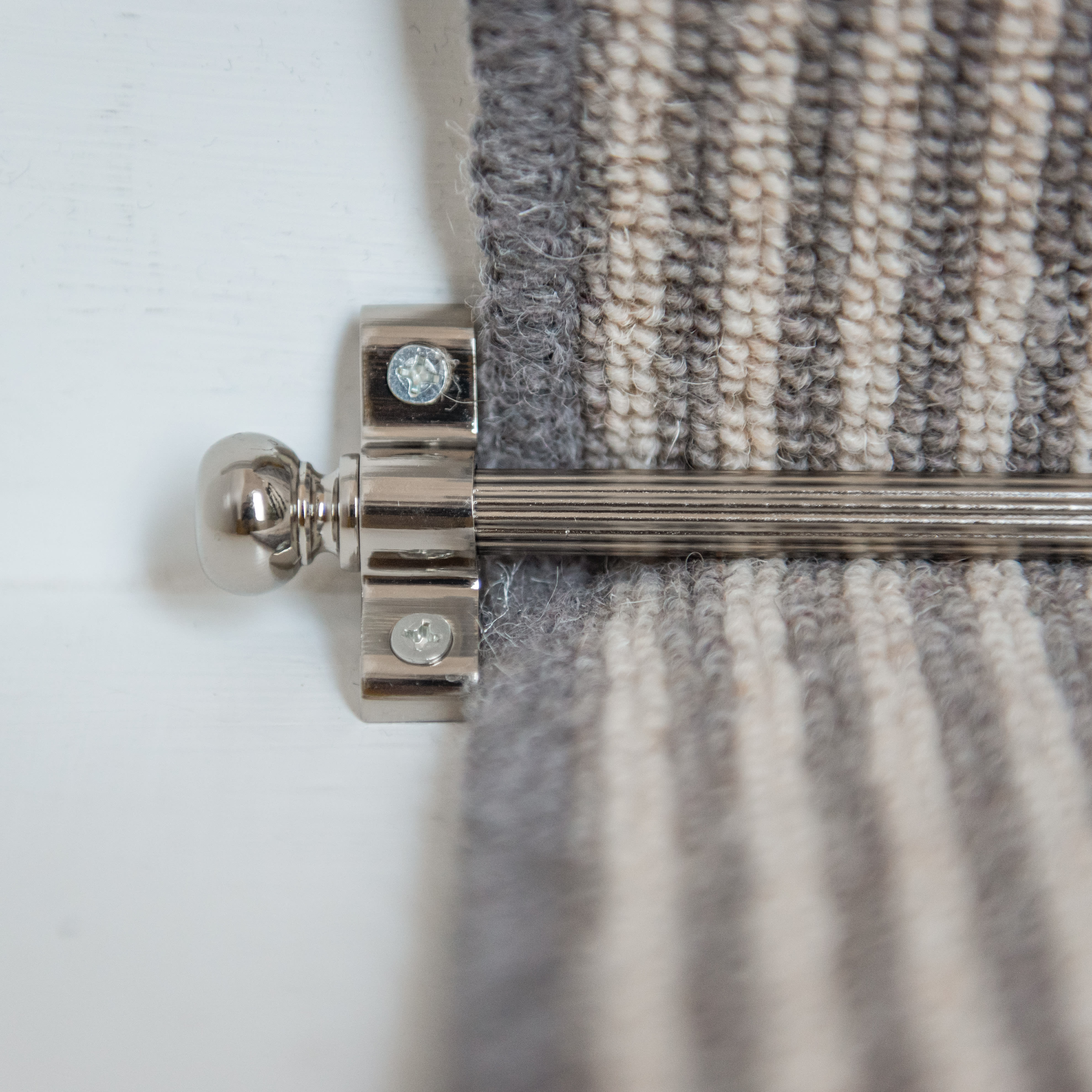Lines Stair Rod with Round Bulb Finials - 900mm Length - Polished Nickel - view 5