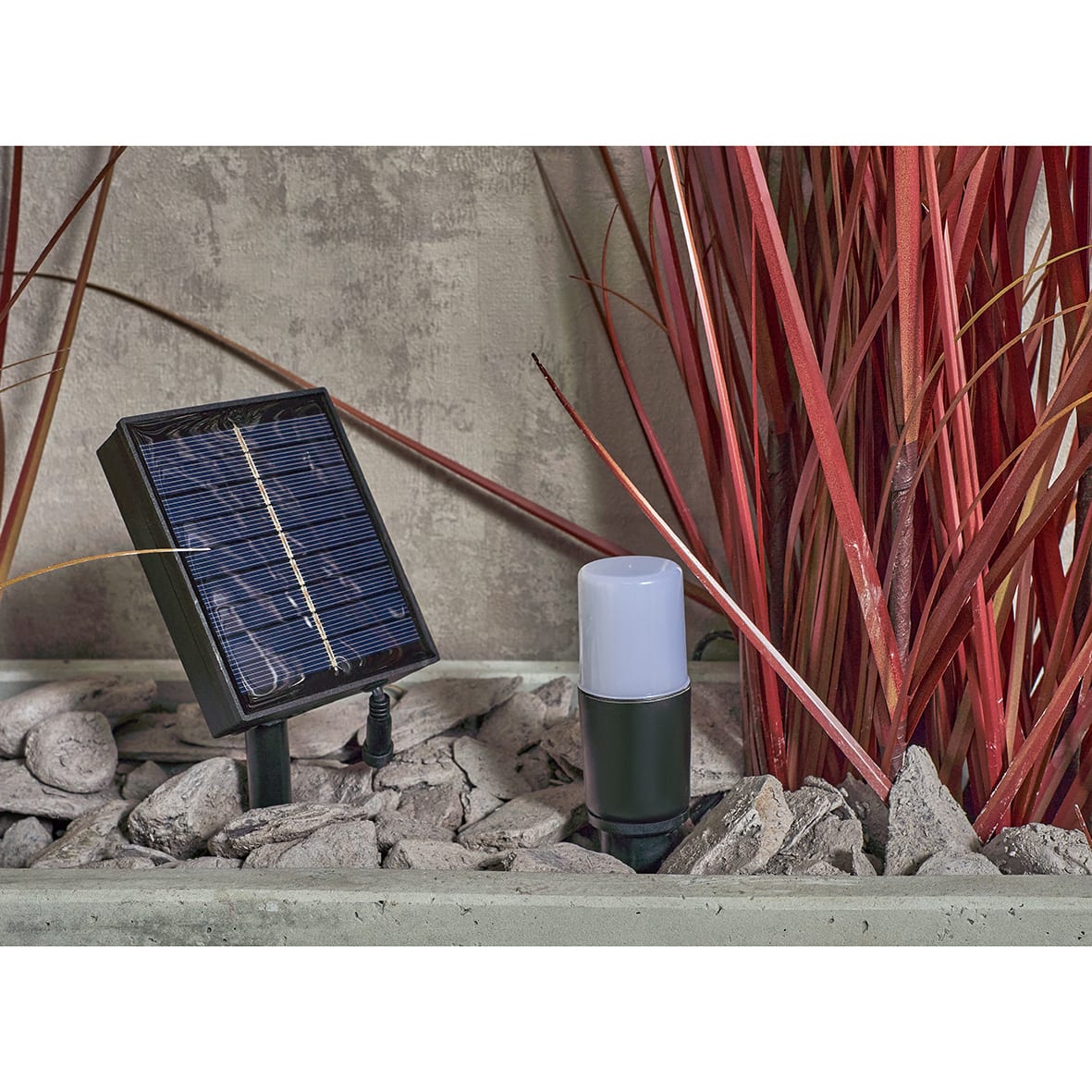Forum Zink Daw 2W LED Solar Ground Spike Garden Light Kit - IP65 - 4000K/RGB - Black - Pack of 4 - view 6
