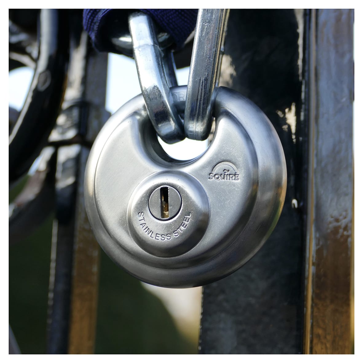 Disc Padlock - 70mm Body - 17 x 17.5mm Shackle - Keyed Alike - Silver - view 7