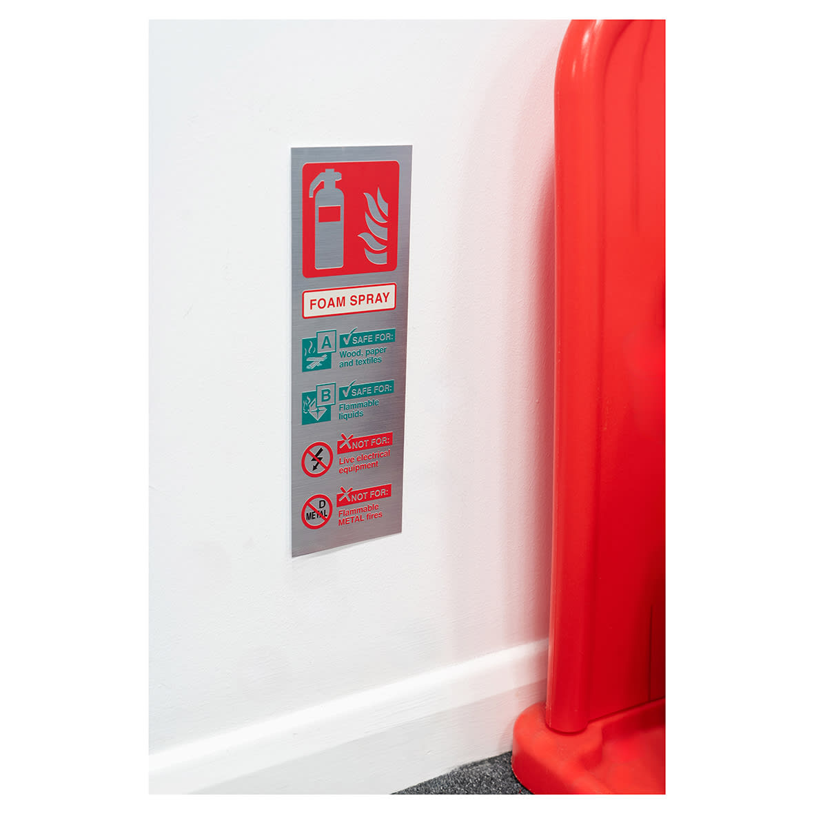 Foam Extinguisher Sign - 100 x 300mm - Metallic Rigid Plastic - view 2