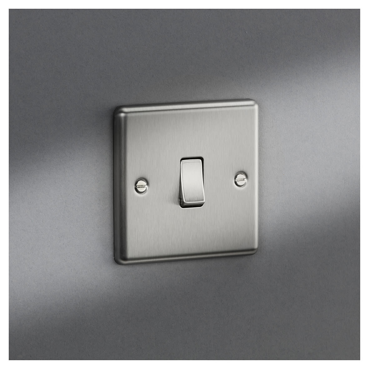 10AX 1 Gang 2 Way Round Edge Light Switch - Brushed Chrome - view 4