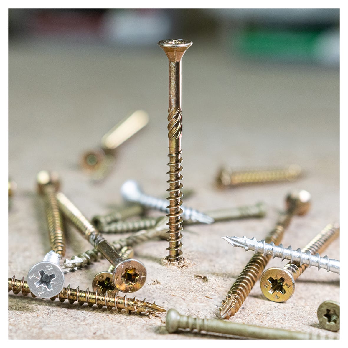 C2 Strong-Fix Pozi Double Countersunk Wood Screws - 5.0 x 30mm - Yellow Zinc - Pack of 200 - view 3