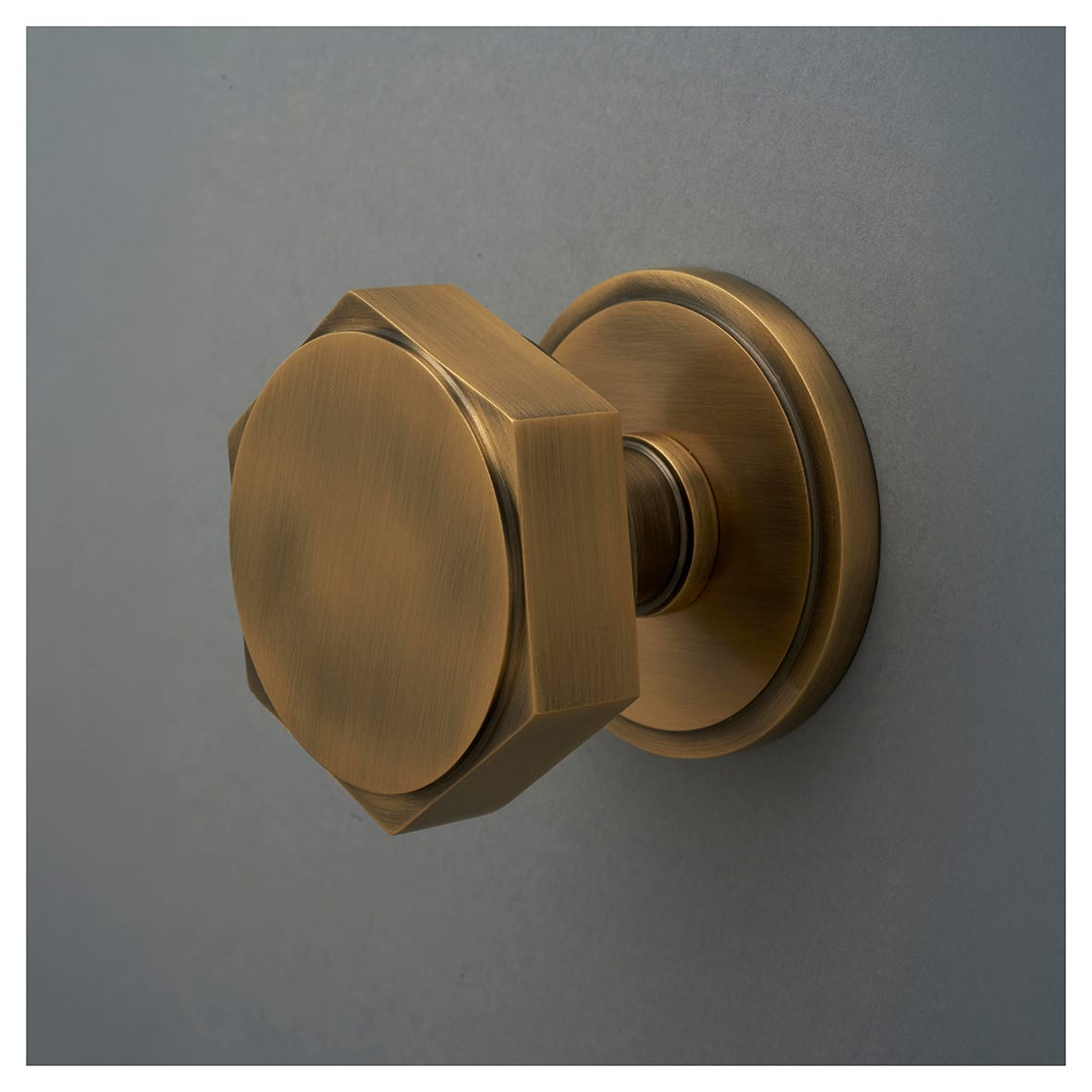Antique Brass Hexagonal Centre Door Knob - 80mm Rose Diameter - view 4
