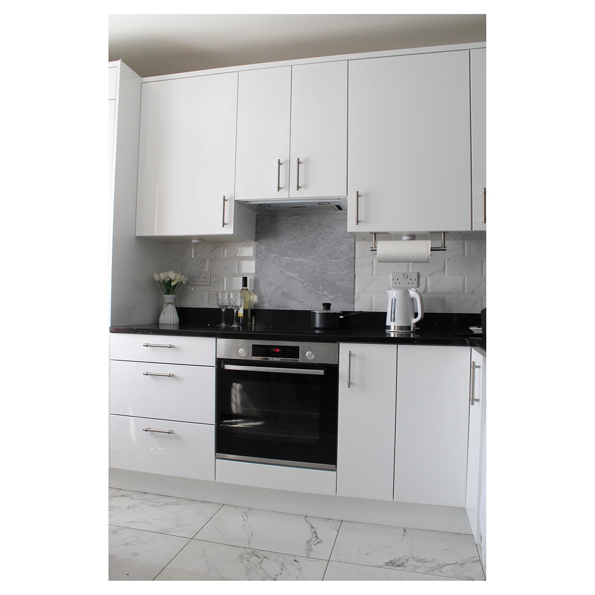Aluminium Kitchen Splashback - 600 x 750mm - Matt Light Slate - view 2