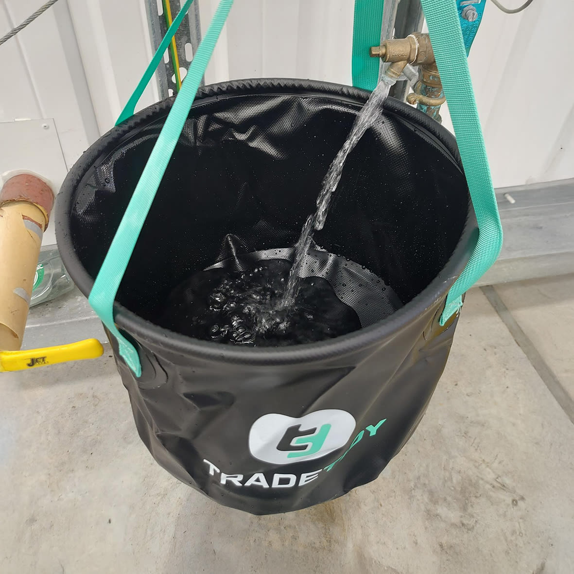 Collapsible Bucket - 20L - view 2