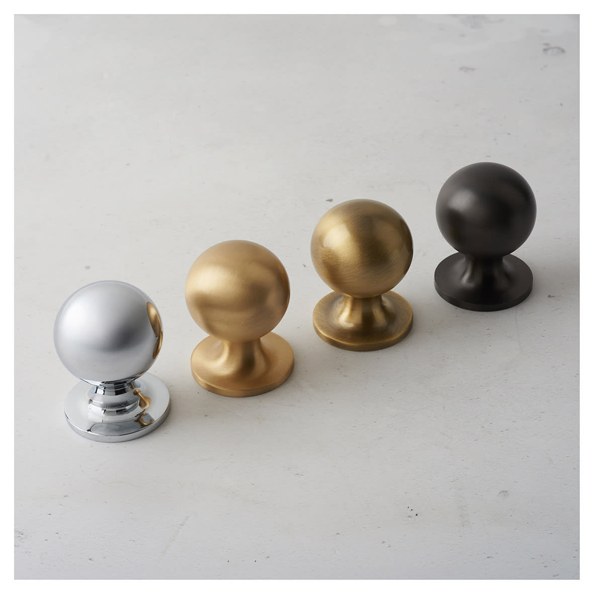 Marcus Ball Cabinet Knob - 32mm Diameter - Antique Brass - view 4