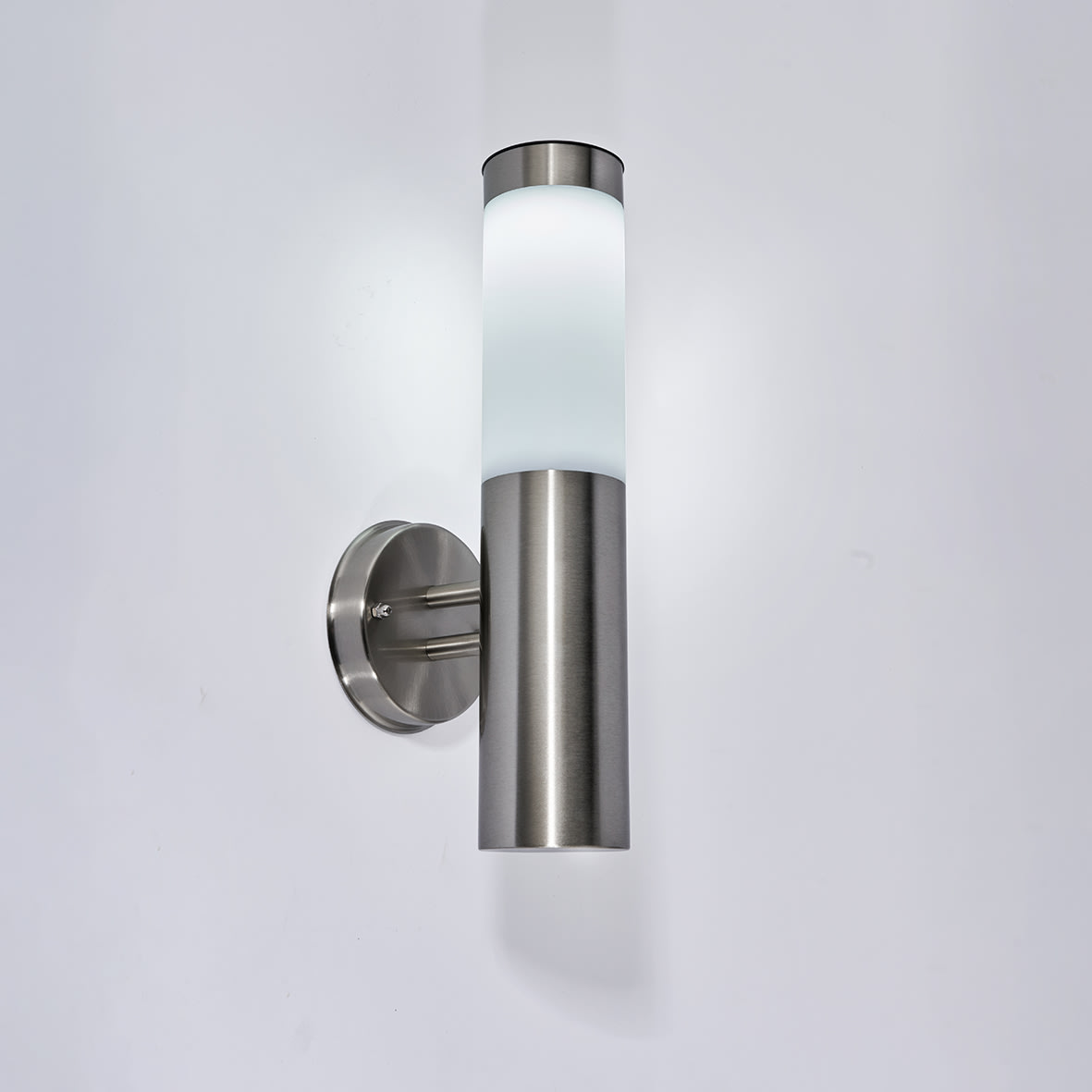 Forum Zink Creswell 0.2W LED Solar Outdoor Up Wall Light - IP44 - 6000K Daylight - Stainless Steel - view 3
