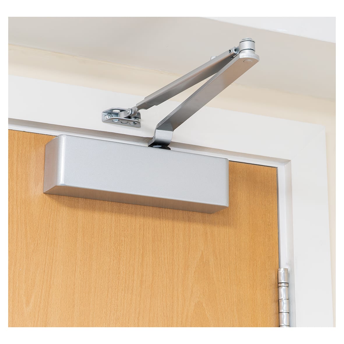 93 Series Overhead Fire Door Closer - Power Size 2-4 - Push/Pull Mounting - Silver - view 3