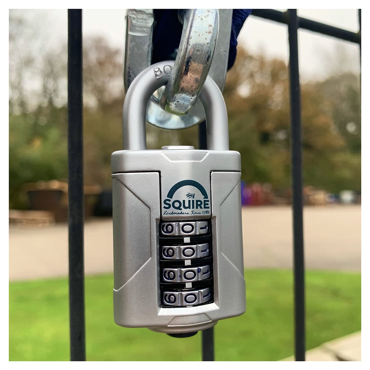 VULCAN COMBI 40 Combination Open Shackle Padlock - 40mm Body - 20 x 17mm Shackle - Blue - view 7