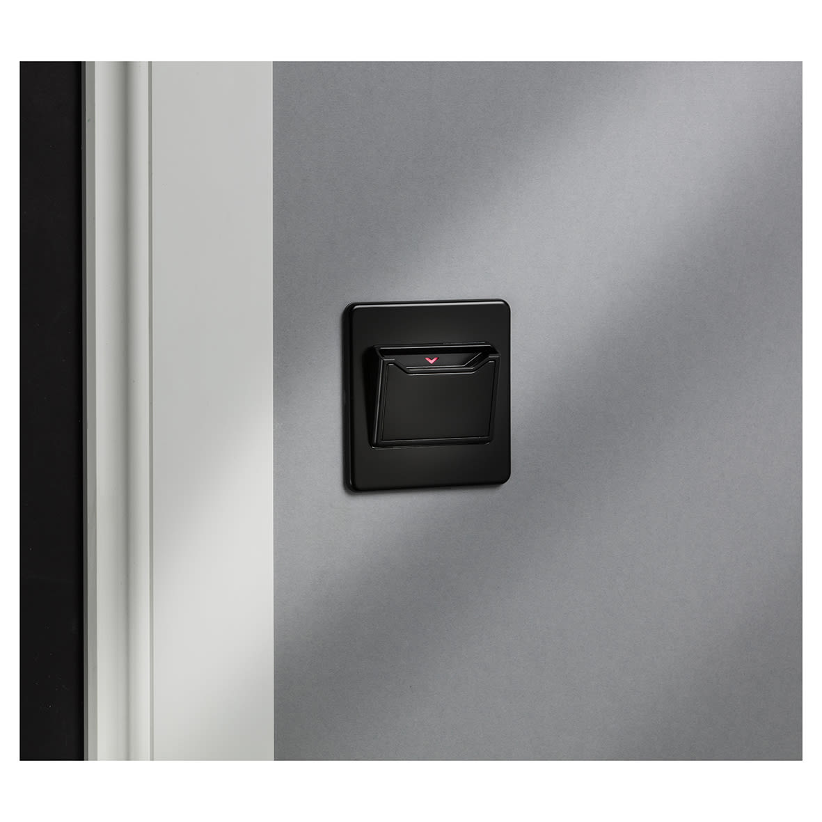 32A 1 Gang Screwless Flat Plate Key Card Switch - Matt Black - view 2