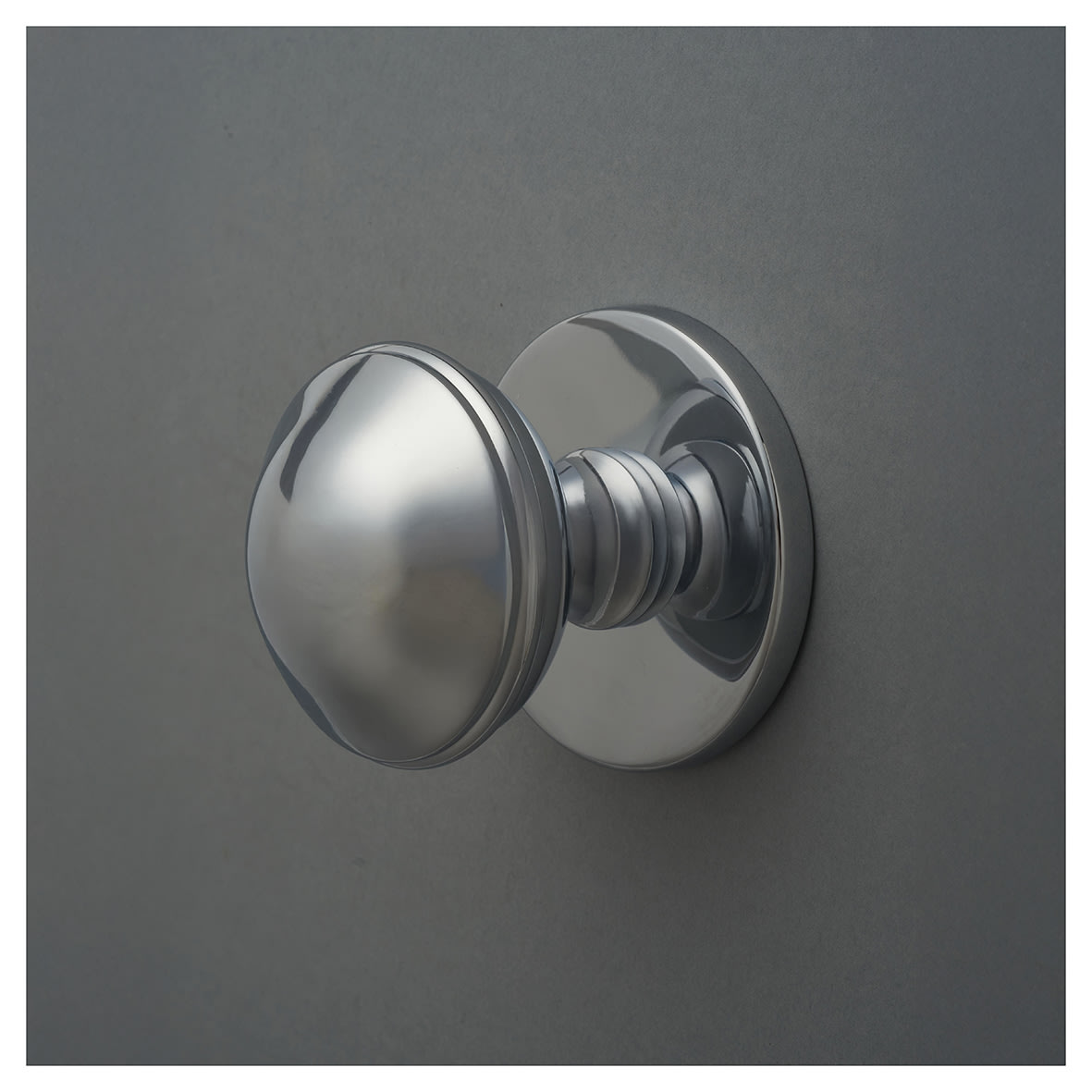 Polished Chrome Round Centre Door Knob - 80mm Rose Diameter - view 4