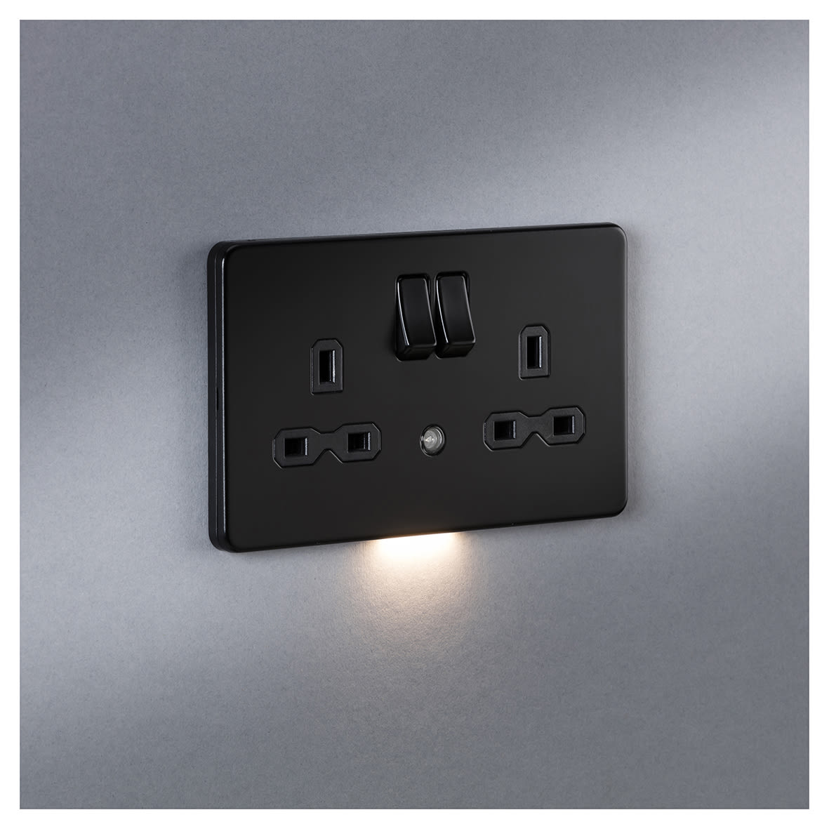 13A 2G DP Switched Socket with Photocell Nightlight Function - Matt Black/Black - view 3