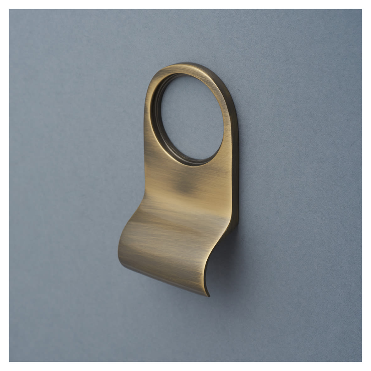 Antique Brass Rim Cylinder Pull - 80 x 40mm - view 4