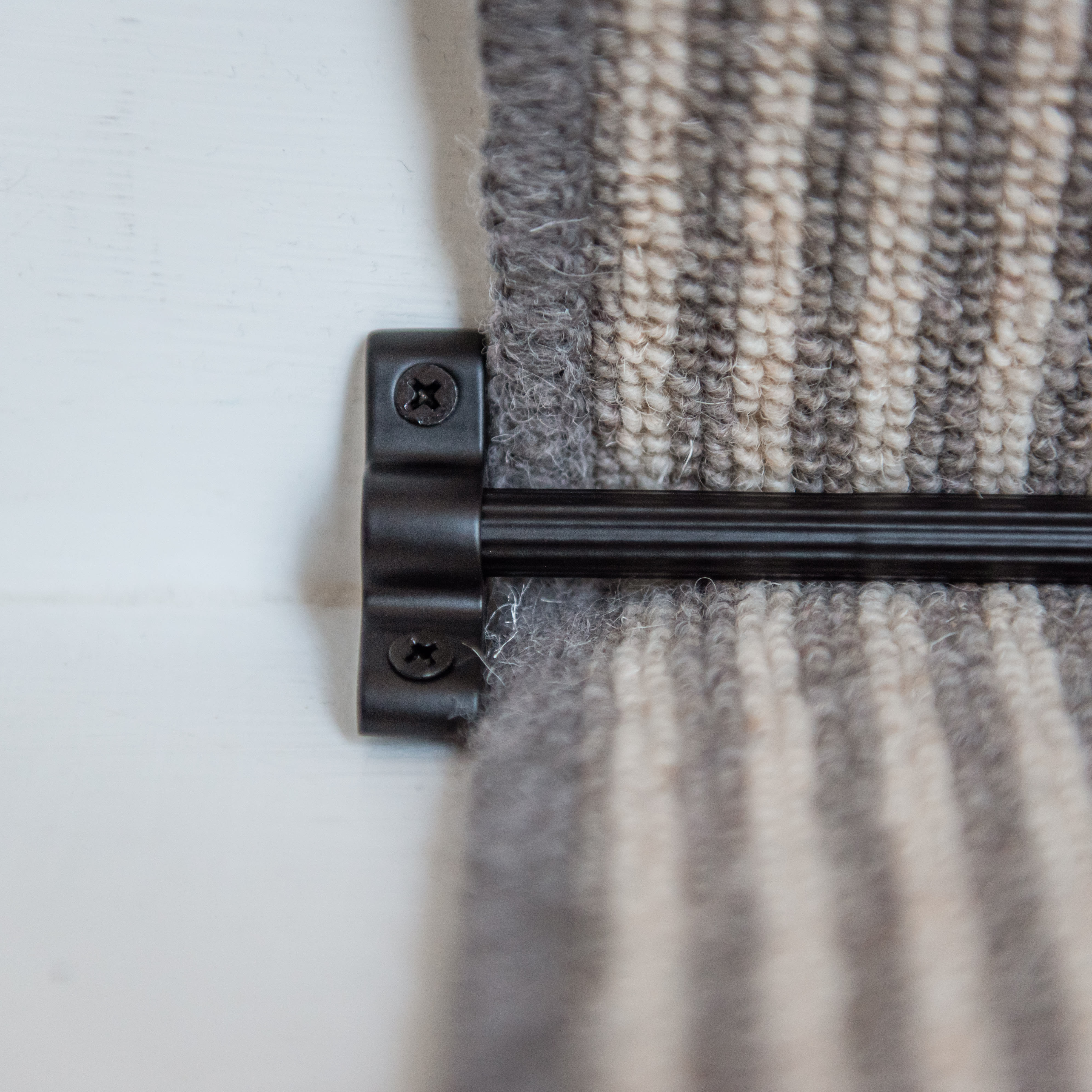 Lines Stair Rod with Plain Finials - 900mm Length - Matt Black - view 5