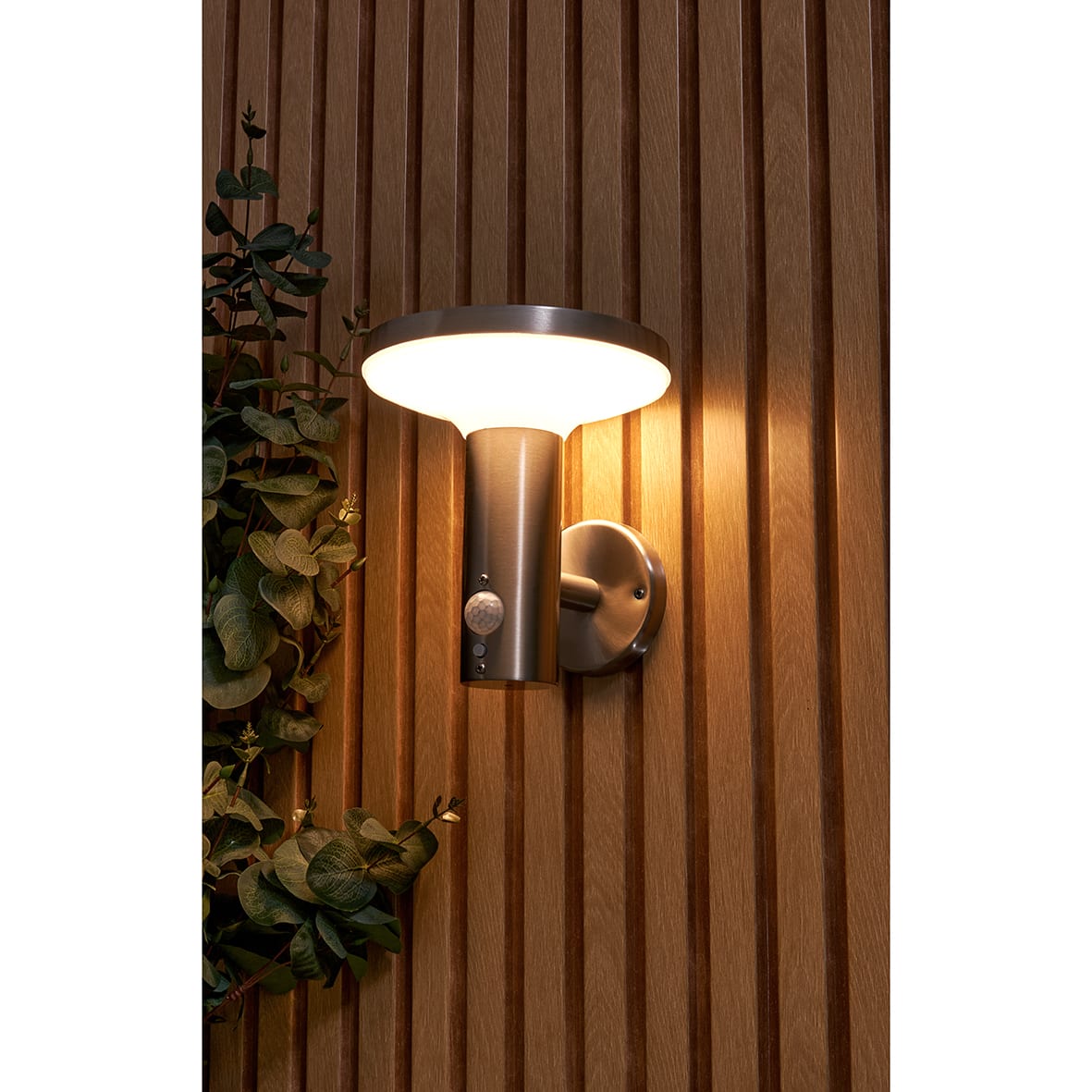 Forum Zink Claire 2W LED Solar Outdoor Down Wall Light with PIR - IP44 - 3000K - Stainless Steel - view 4