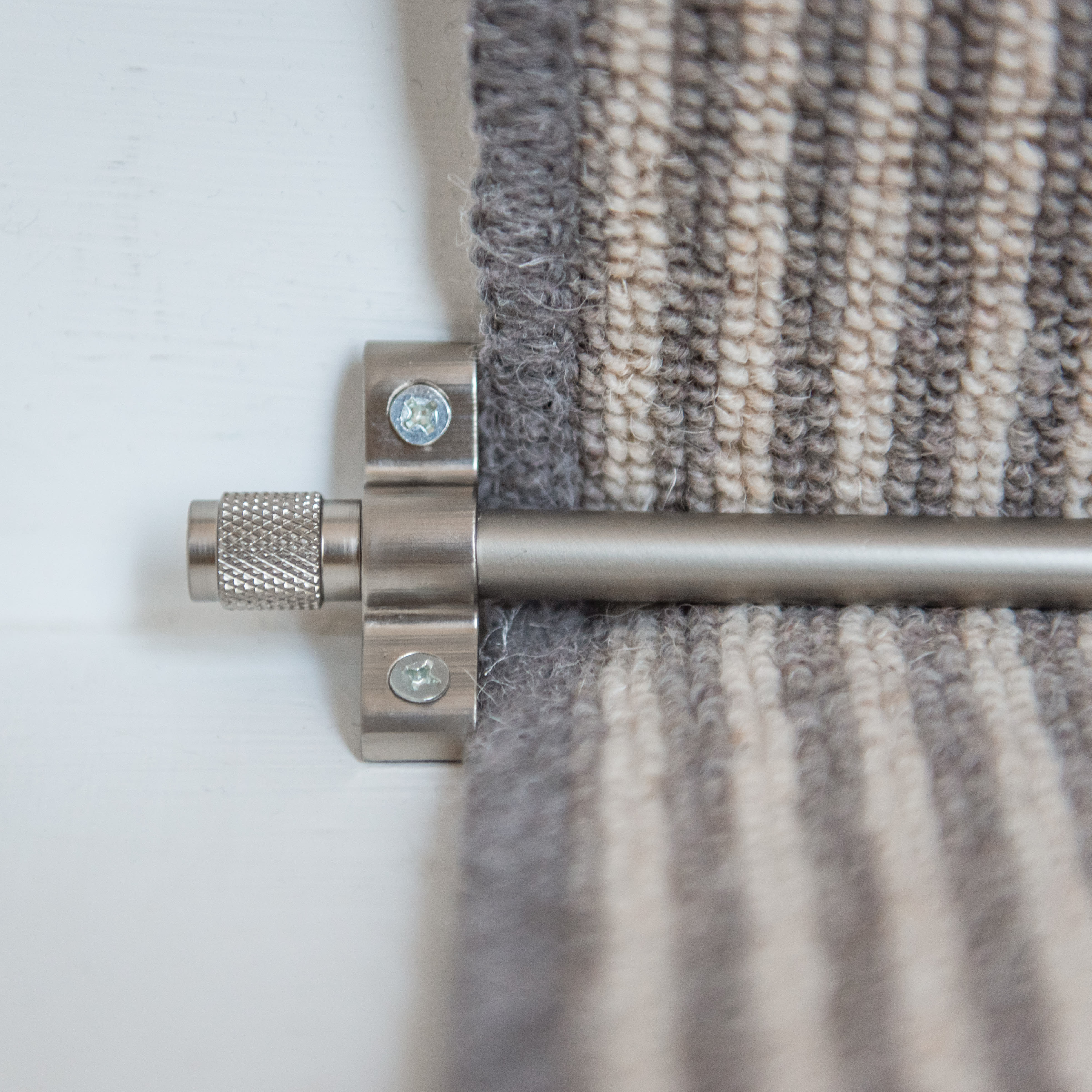 Stair Rod with Knurled Finials - 900mm Length - Satin Nickel - view 5