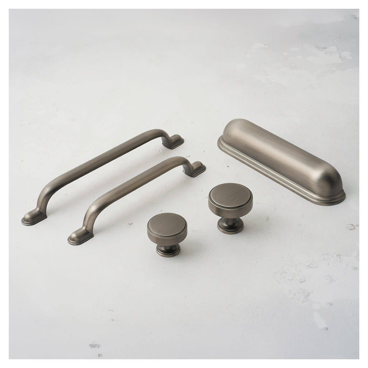 Crofts & Assinder Calgary 16.5mm D-Bar Cabinet Pull Handle - 160mm Centres - Brushed Iron - view 5