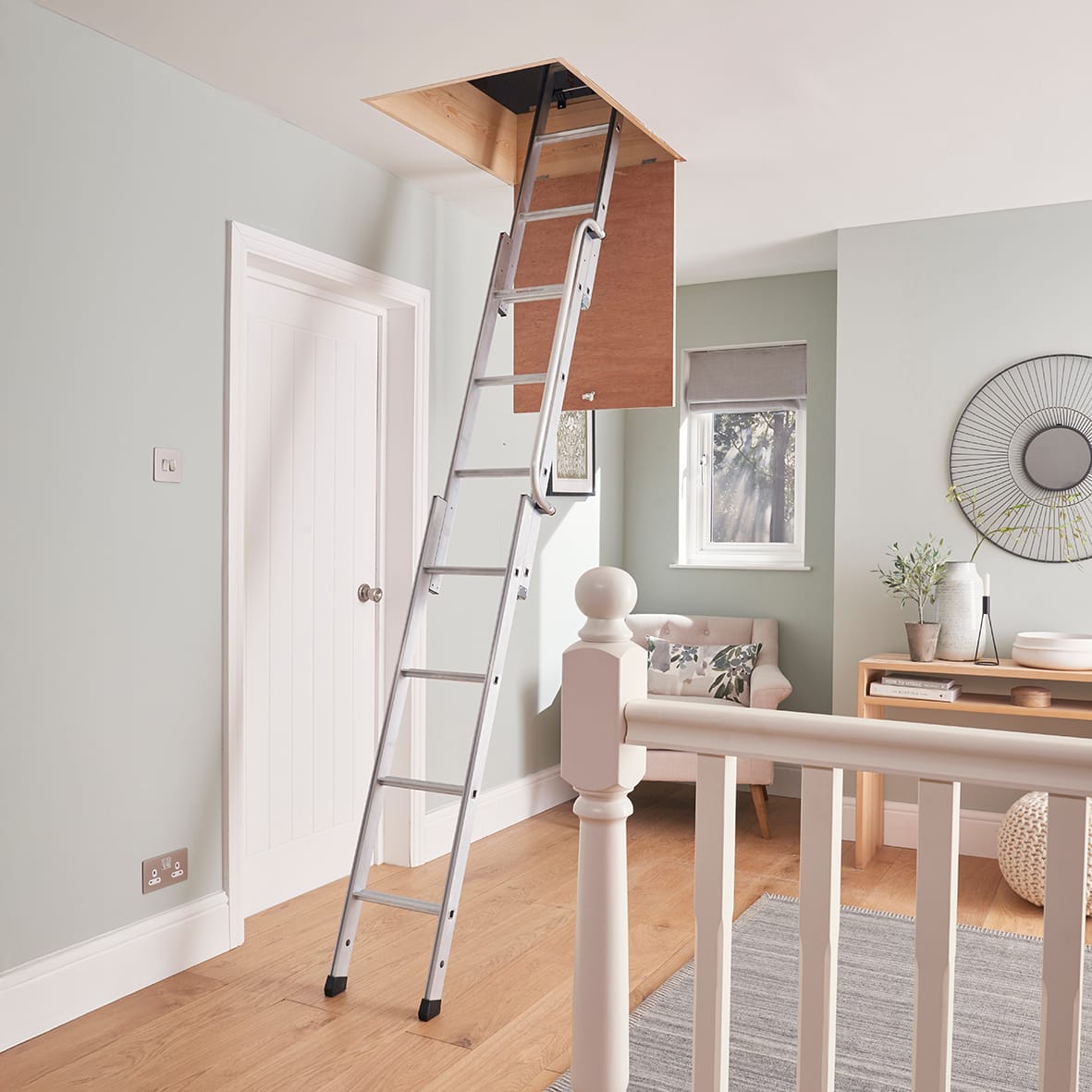 Aluminium Easiway Loft Ladder - 2300 - 3000mm Height - view 3