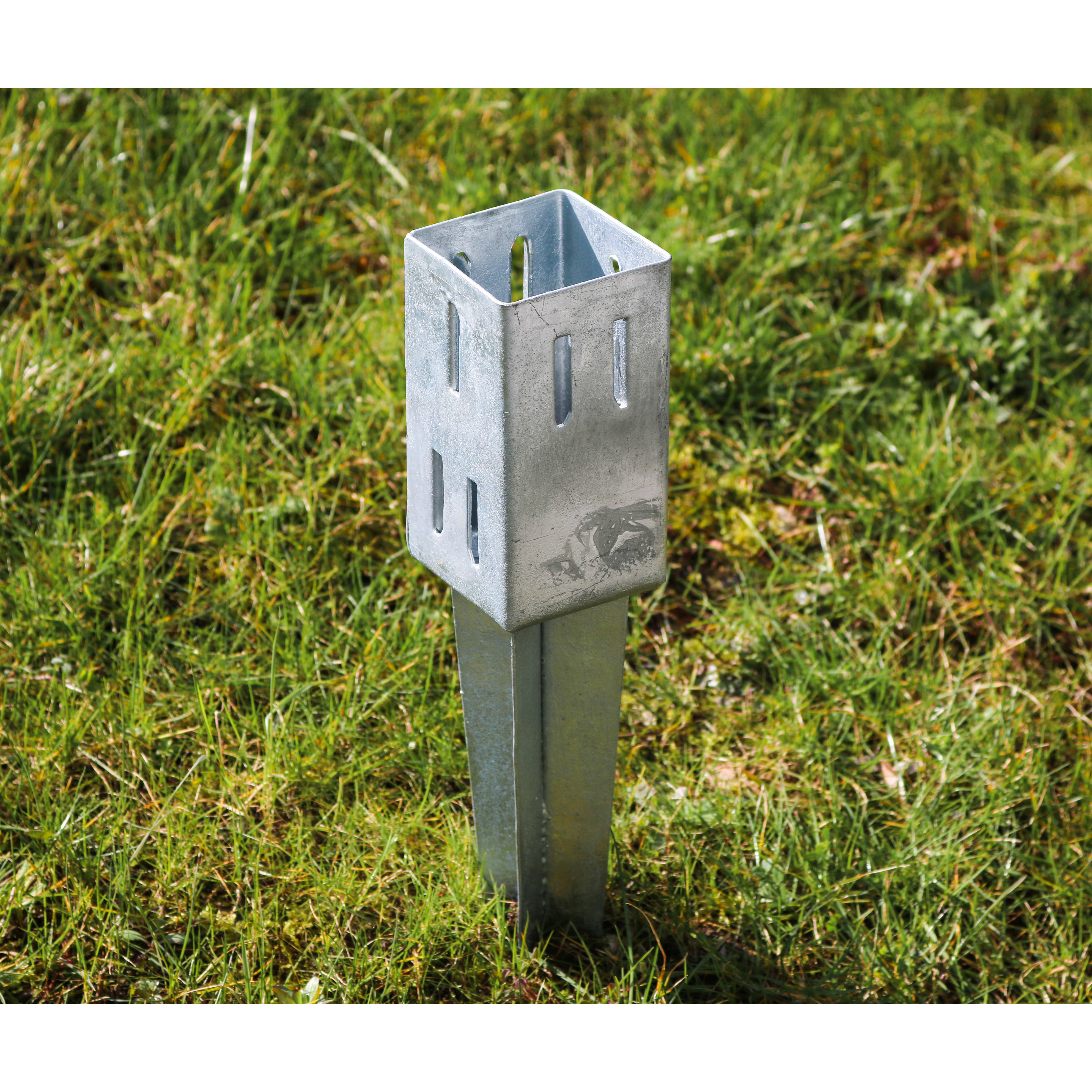 Drive In Spike - Quick Fit - 75 x 75 x 750mm - Galvanised - view 3