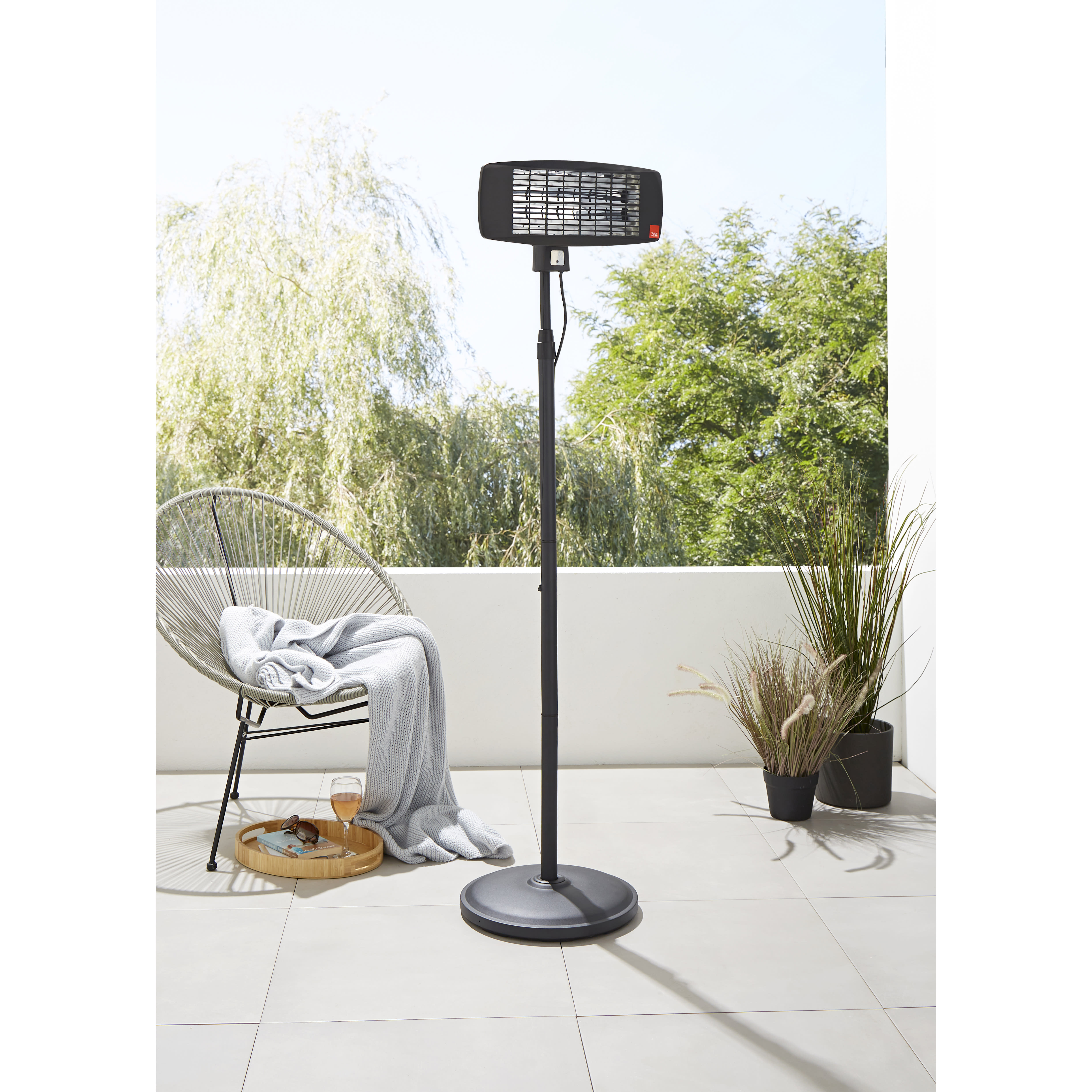 Forum Zink Blaze IP24 Wall Mounted Patio Heater - 650/1300/2000W - view 5
