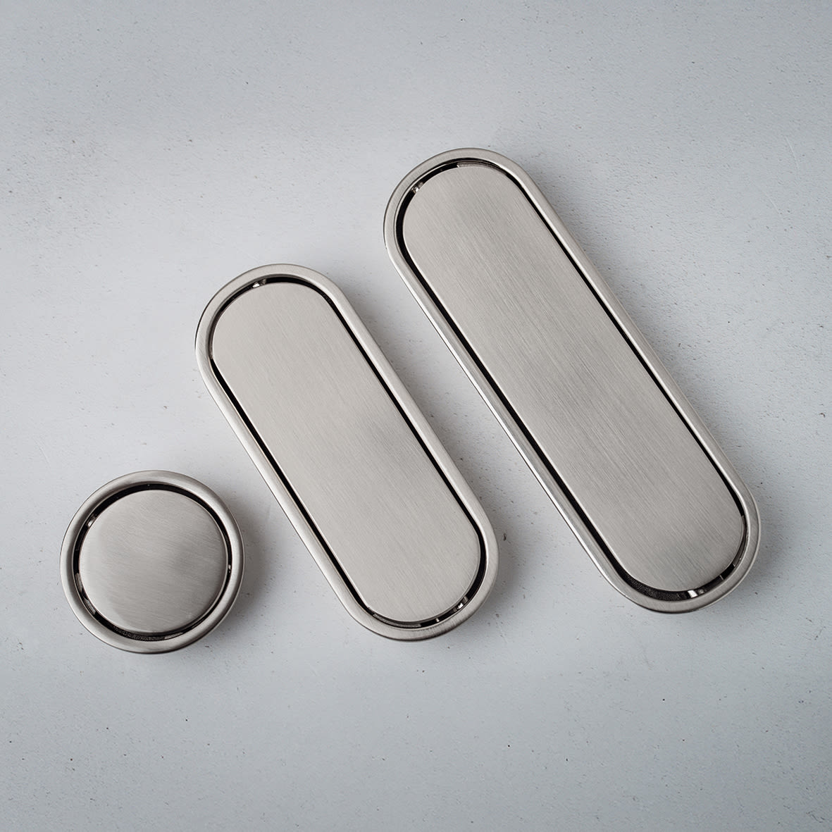 Eccles Oval Flush Cabinet Pull Handle - 150 x 47mm - Satin Nickel - view 5