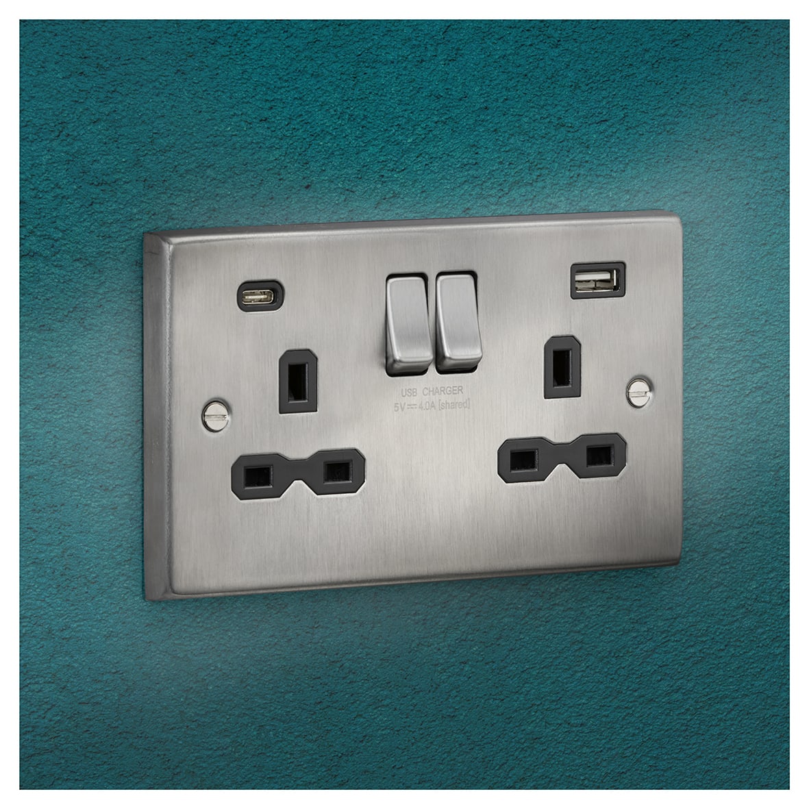 13A 2 Gang Round Edge Type A/C USB Socket with 2 x USB - 4A - Brushed Chrome/Black - view 3