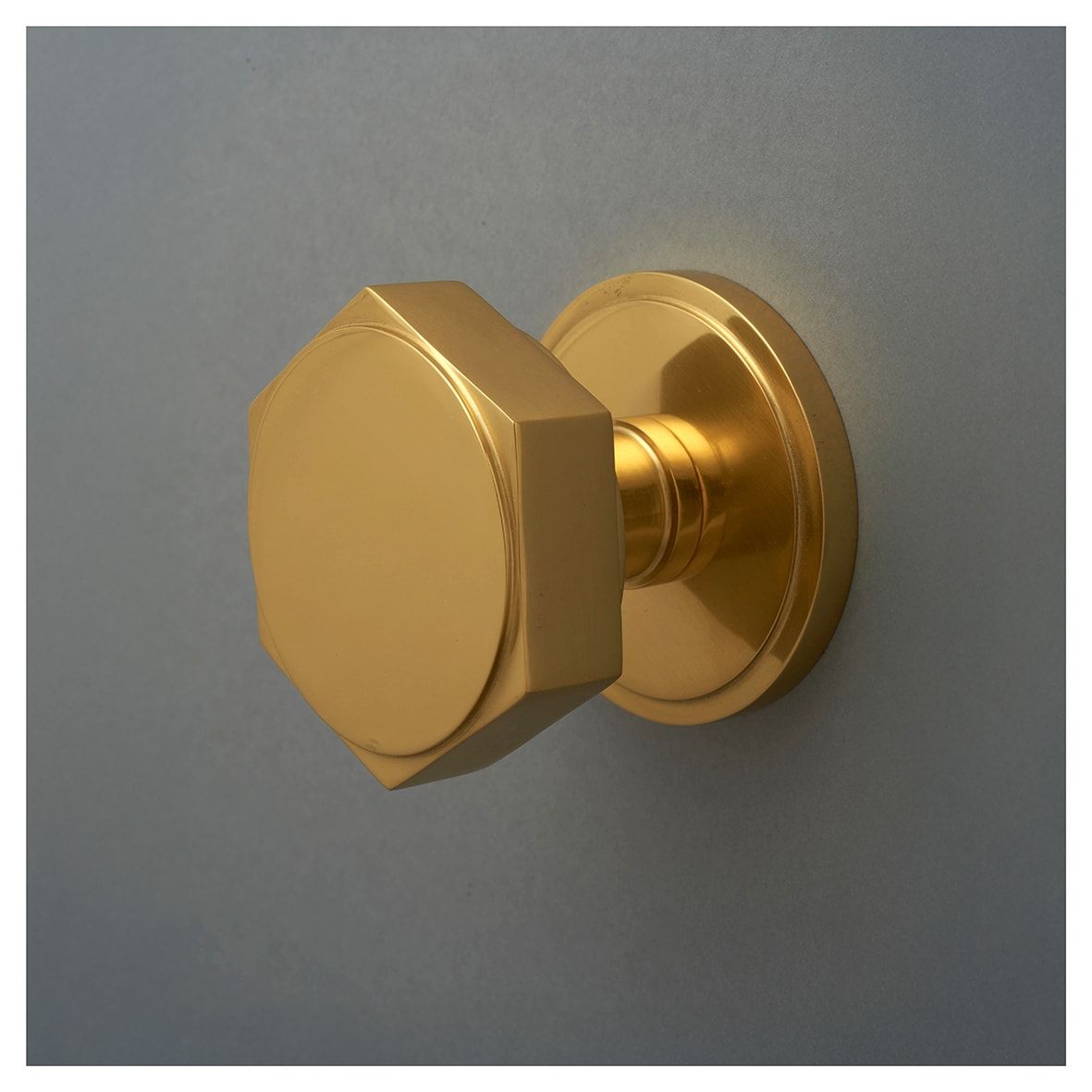 Polished Brass Hexagonal Centre Door Knob - 80mm Rose Diameter - view 4
